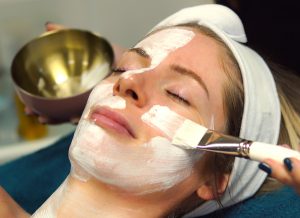 Melpomene Kosmetik gesicht 20