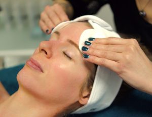 Melpomene Kosmetik gesicht 7